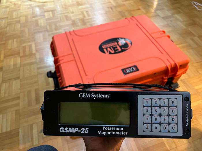 دستگاه مگنتومتر پتاسیم gsmp-25